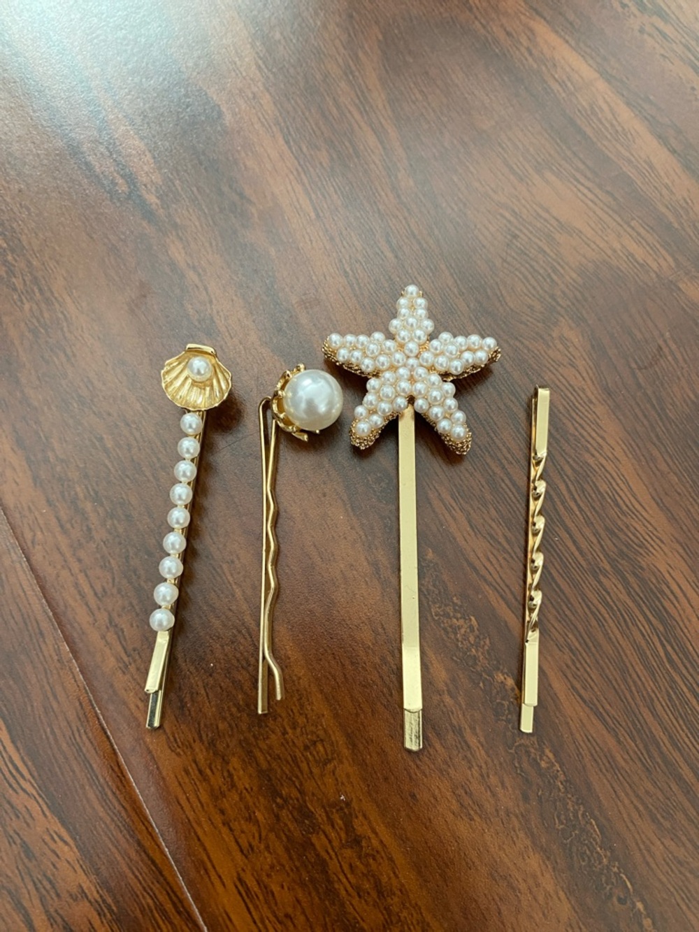 New Pearl and Gold Starfish Hair Pin Set